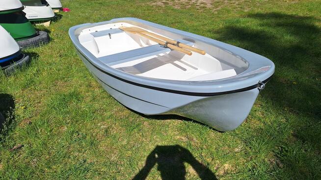Łódka ,łódz turystycza, wędkarska , na ryby,