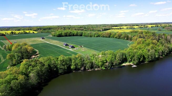 duża działka nad jeziorem z warunkami zabudowy