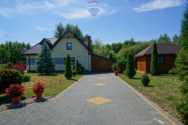 Dom 106m2 z ogrodem i garażem