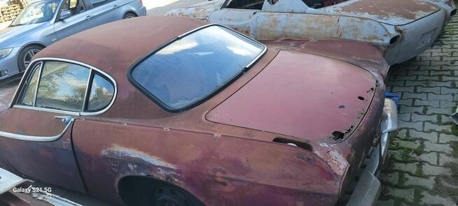 Volvo P1800 triumph TR 3 ford Mustang v8