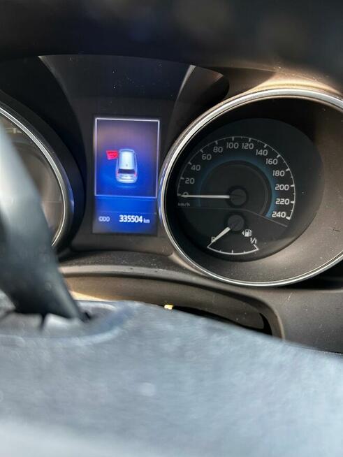 Toyota Auris hybrid Kombi 2015r LPG