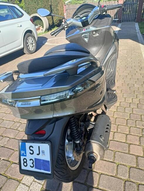 SKUTER PIAGGIO X10