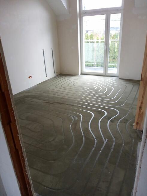 Ogrzewanie podłogowe frezowane