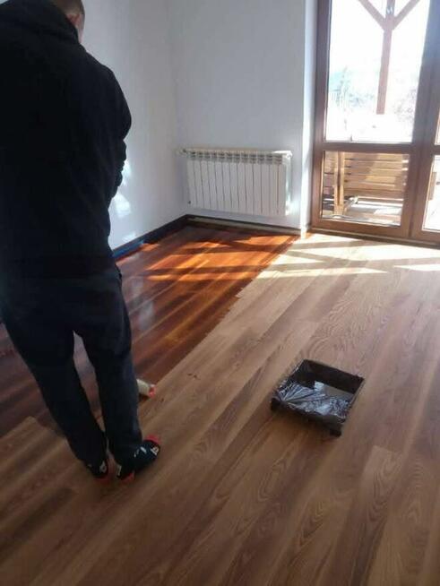 Usługi cykliniarsko-lakiernicze