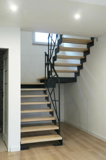 Nowoczesny dom nad jeziorem