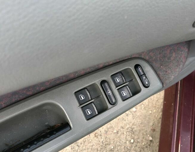 Skoda Octavia 1.6MPI Sprawna Technicznie Zarejestrowana Łódź