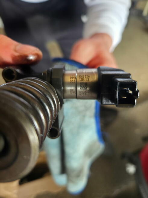 Wtryski passat b6 2.0 BKP