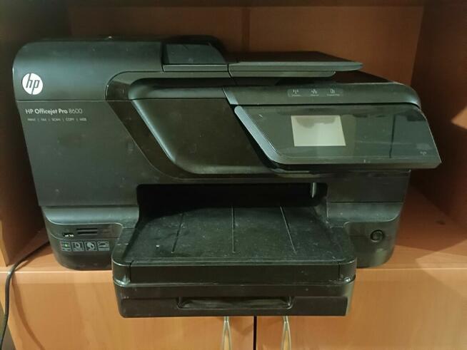 Wielofunkcyjna drukarka HP Officejet Pro 8600 Uszkodzona