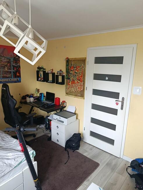 2 pokojowe, 1 piętro, ogródek, czynsz 84 zł