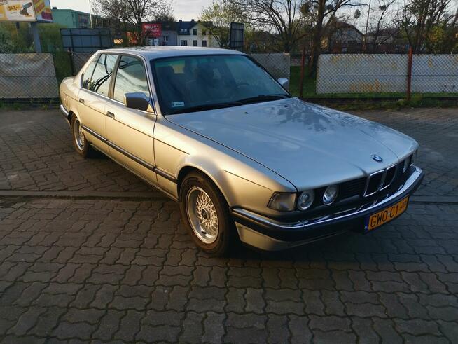 BMW Seria 7 E32 Doinwestowany