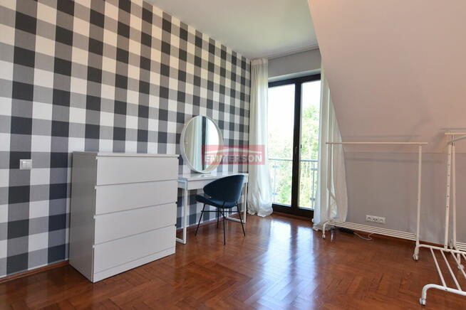 Libertów 7 pokoi 2 garaże sauna klimatyzacja