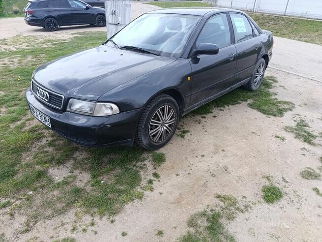 Audi A4 98 rok benzyna gaz + hak