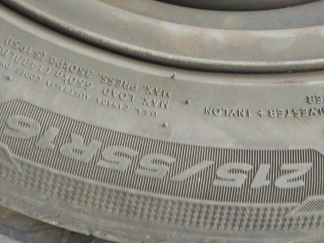 Koła z oponami 215/55 R16 i kołpaki Citroen