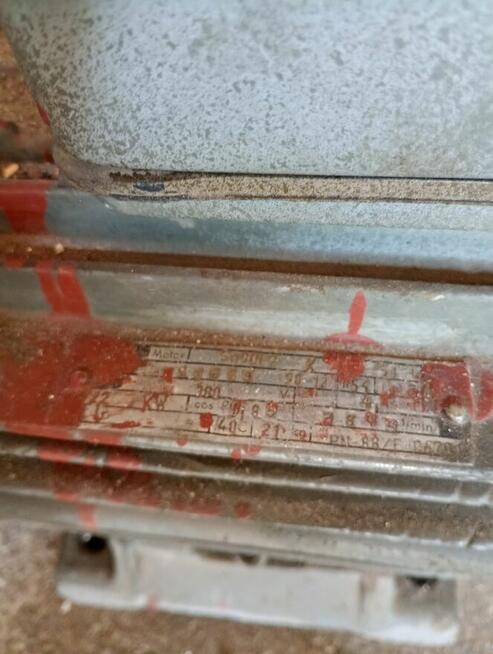 Sprzedam dwa silniki elektryczne trzyfazowy