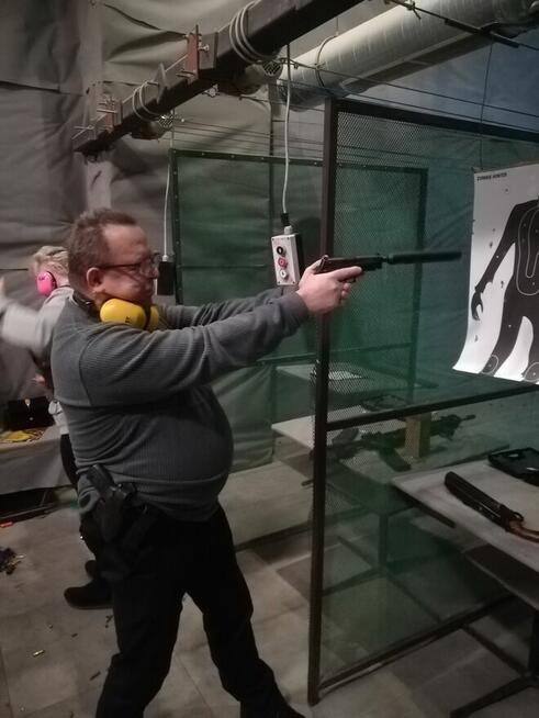 Samotny szuka Samotnej.