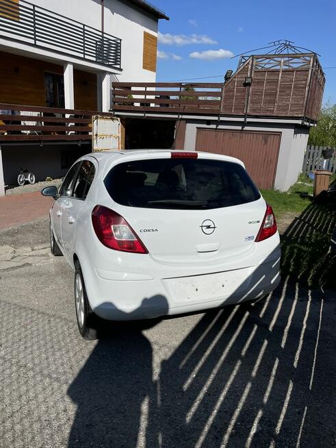 Opel Corsa 1.2 benzyna • 2010 • 111 Edition • 2 kpl opon