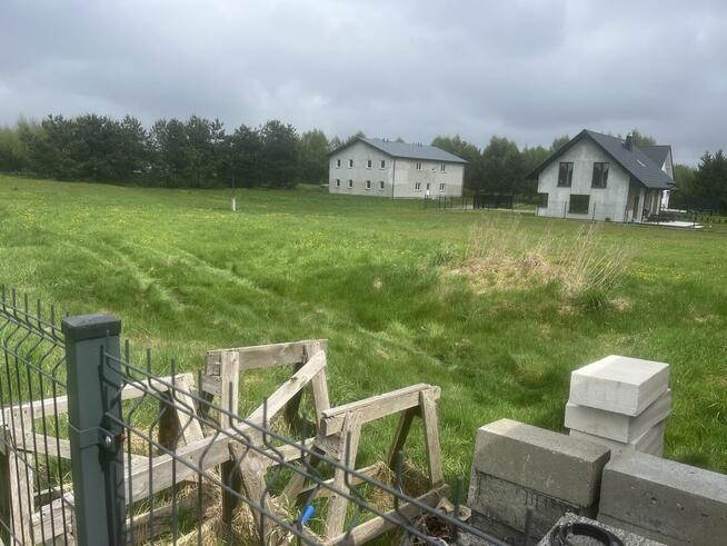 Sprzedam działkę w Gościcinie 1000m2 mieszkalno- usługowa