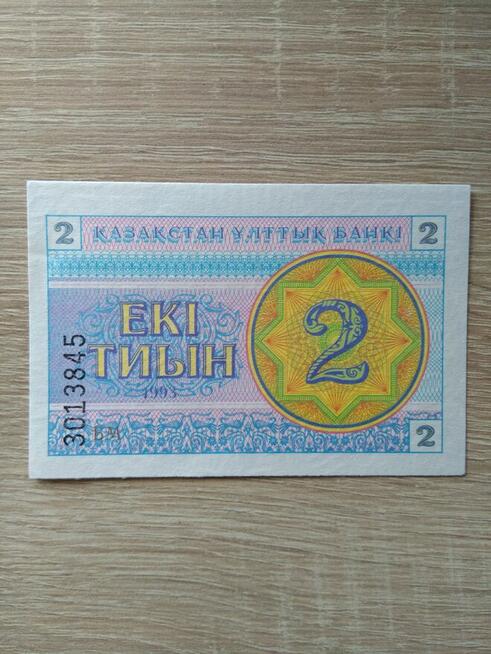 Banknot 2 tyiyn Kazahstan