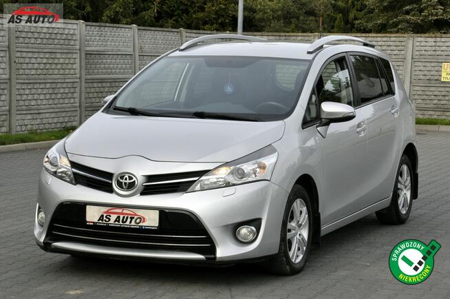 Toyota Verso 2,0D-4D 124KM Soll/7Foteli/Navi/Kamera/Climatronic/Alu/Parktronic/USB