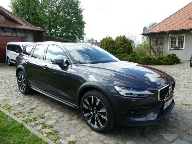 Volvo V60 Cross Country Ultimate AWD*PANO*360*HUD*Harman*LED*F. VAT23