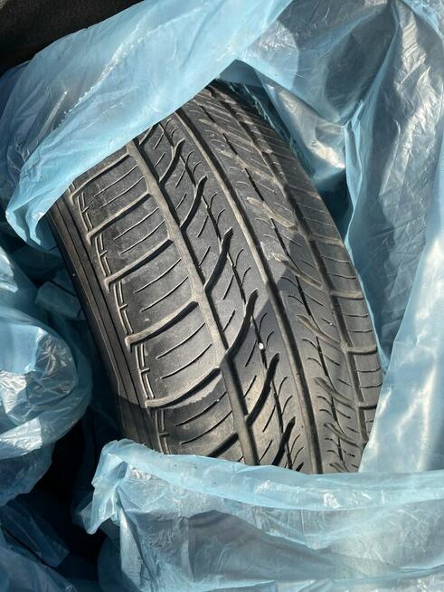 Opel Corsa 1.2 benzyna • 2010 • 111 Edition • 2 kpl opon