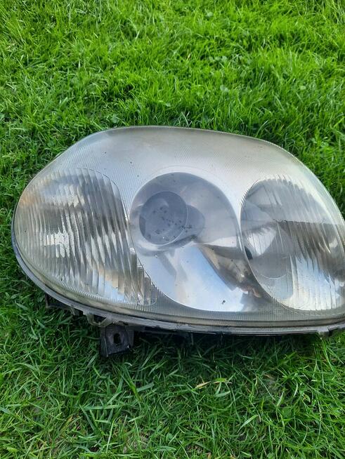 Lampy do Renaulta Clio, w dobrym stanie, EUROPA