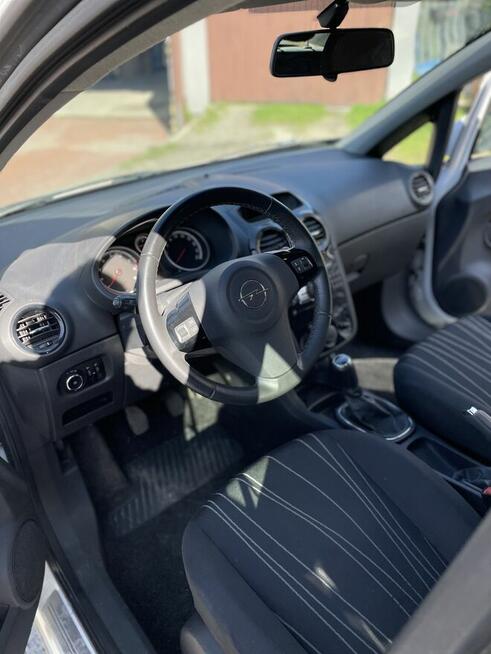 Opel Corsa 1.2 benzyna • 2010 • 111 Edition • 2 kpl opon