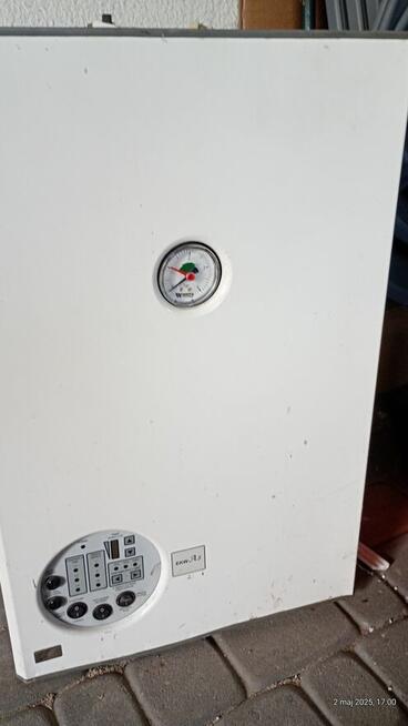 Sprzedam za pół darmo.