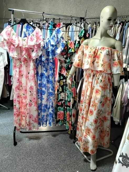 Hit! Sukienka hiszpanka w kwiaty