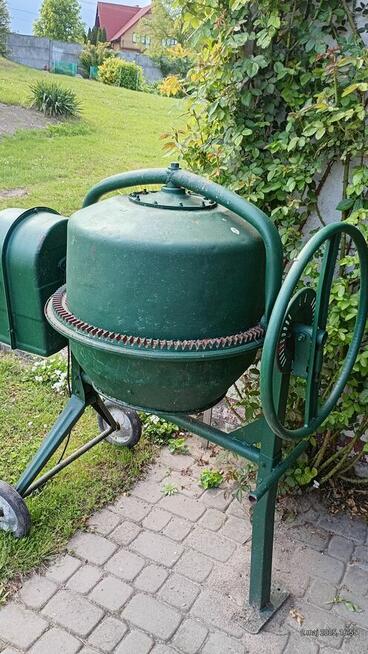 Sprzedam za pół darmo.