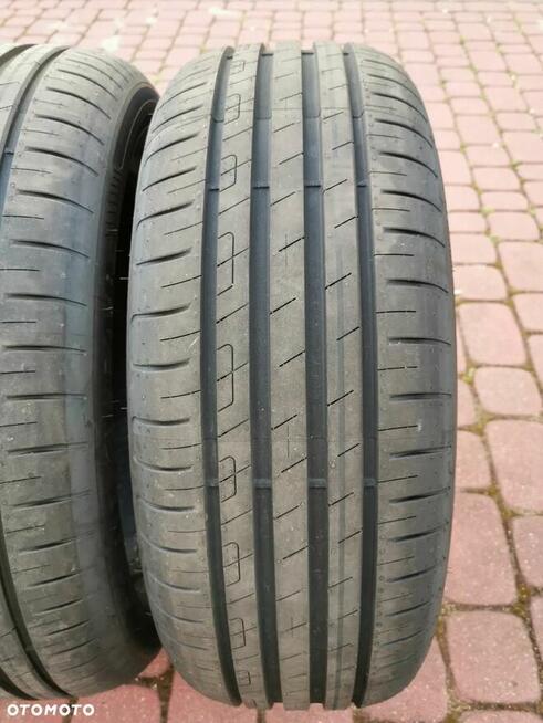 4 szt nowe Goodyear EfficientGrip Performance 205/55 R17 91V