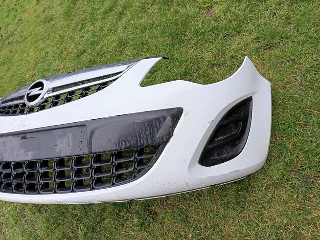 Zderzak przod opel corsa d kod lak Z474.