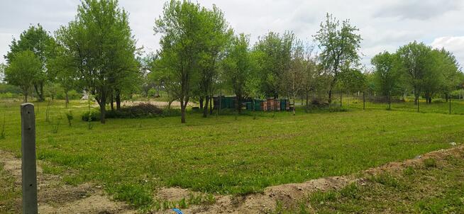 sprzedam działke budowlaną