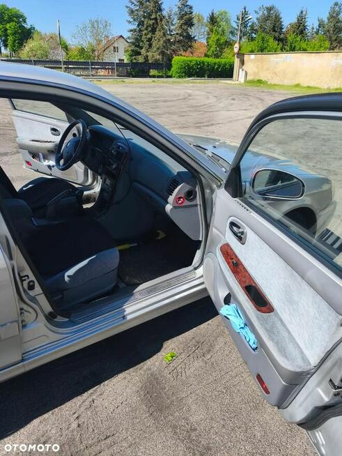 Kia Magentis 2.0 Silver