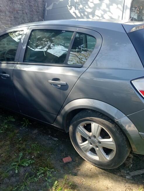 Blacharstwo lakiernictwo blacharstwo