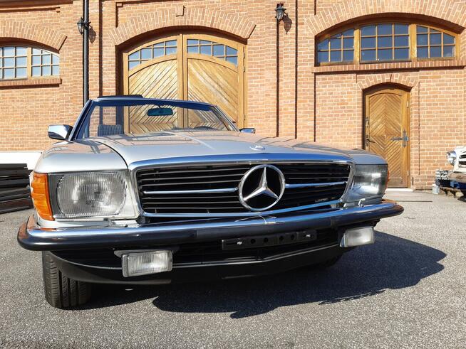 Mercedes 280 sl W107 1983r – wersja europejska