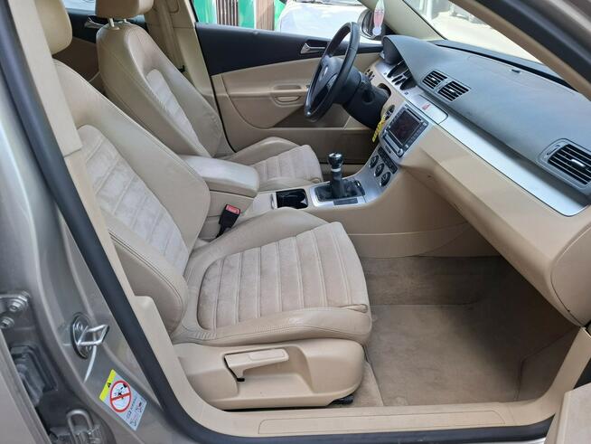 Volkswagen Passat Zarejestrowany i ubezpieczony w PL. Bogata Wersja. Serwisowany.