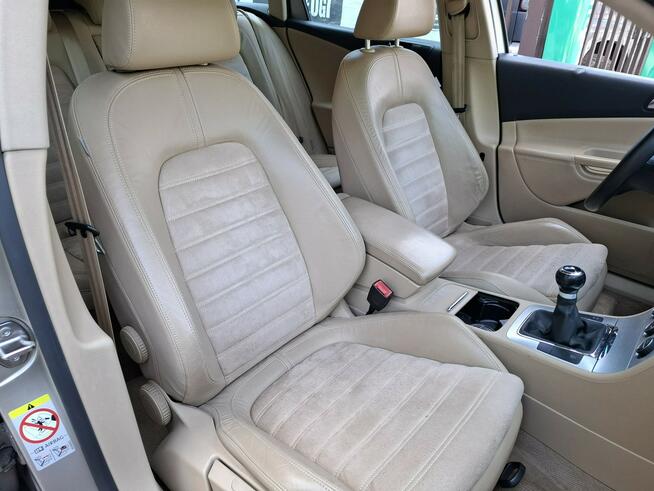 Volkswagen Passat Zarejestrowany i ubezpieczony w PL. Bogata Wersja. Serwisowany.