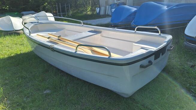 Na ryby, łódka turystyczna , wiosłowa,