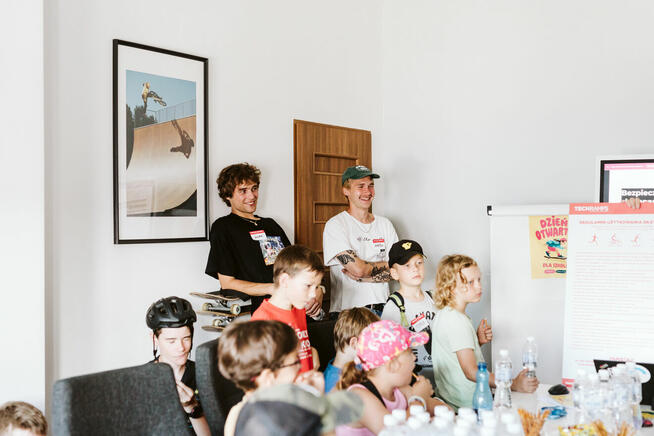 Półkolonie deskorolkowe w Krakowie! Wakacje w mieście!