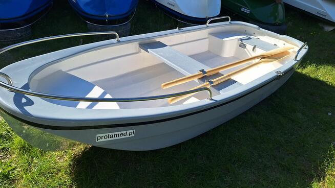 Na ryby, łódka turystyczna , wiosłowa,
