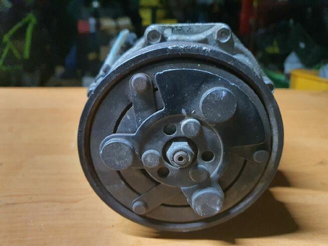 Sprężarka Klimatyzacji 1J0820803F Vw/Audi/Skoda