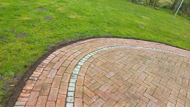 Pracowity człowiek szuka pracy, Ogrodnik, Pielęgnacja ogrodu