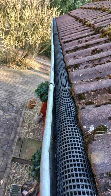 Pracowity człowiek szuka pracy, Ogrodnik, Pielęgnacja ogrodu