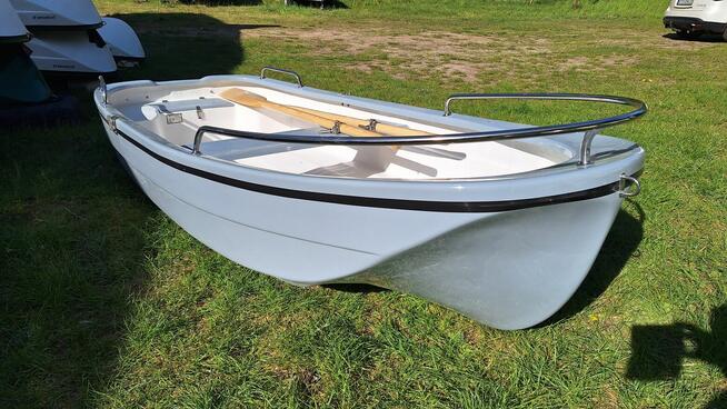 Na ryby, łódka turystyczna , wiosłowa,