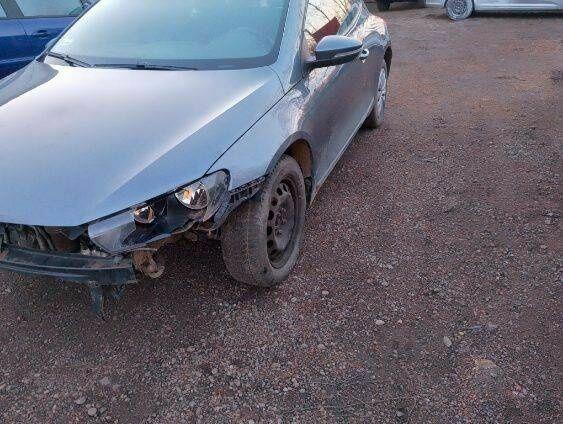 Volkswagen Scirocco 1.4 160 koni 5200