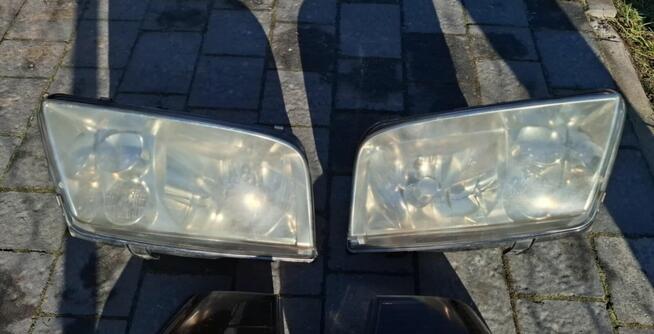 Lampy przednie do samochodu Volkswagen Bora