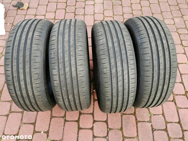 4 szt nowe Goodyear EfficientGrip Performance 205/55 R17 91V