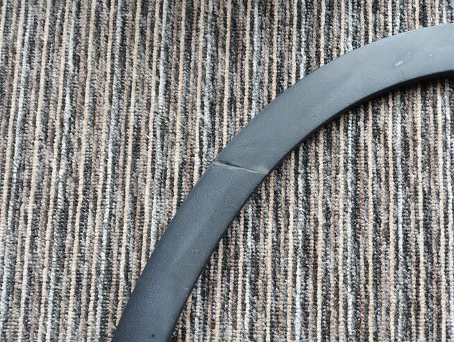 Listwa tylna od lewego nadkola GLA