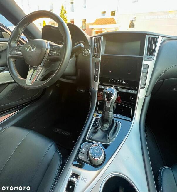 Infiniti Q60 2.0t Coupe Premium Tech